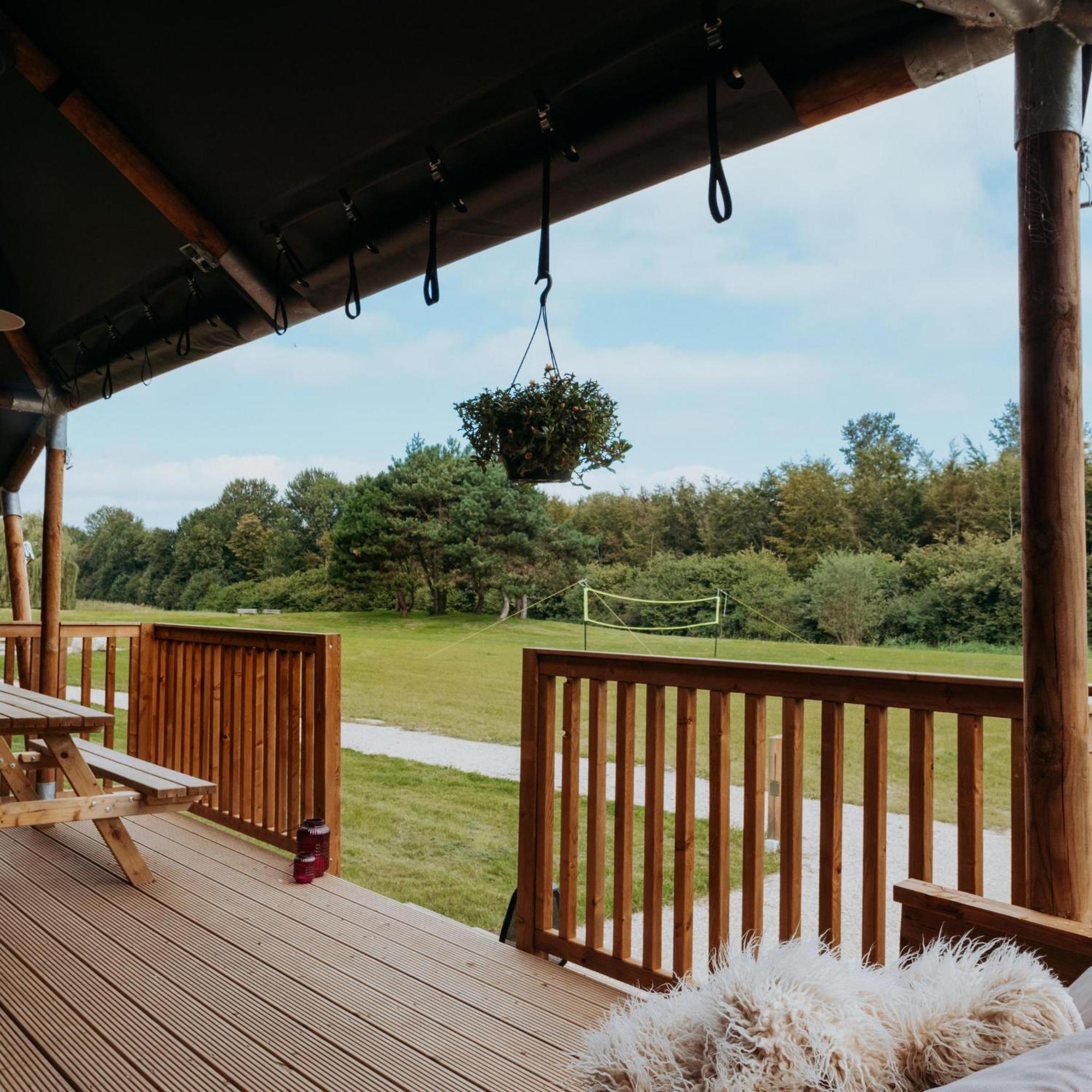 Glamping Lodge With Eco-Wellness Zeewolde Ngoại thất bức ảnh